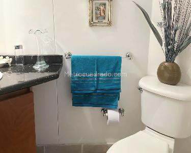 Apartamento de 4 alcobas en venta en Laureles, Medellín, 113 m² · foto 12 de 20