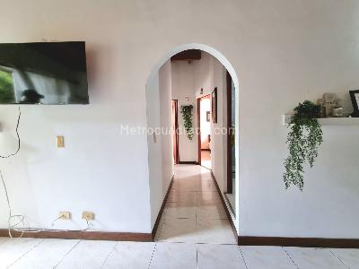 Apartamento en venta en Laureles, Medellín · foto 9 de 20