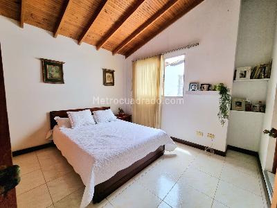 Apartamento en venta en Laureles, Medellín · foto 12 de 20