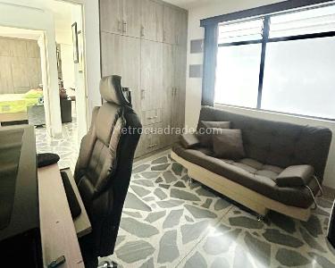 Apartamento de 3 alcobas en venta en Laureles La Almeria, Medellín, 98 m² · foto 11 de 20