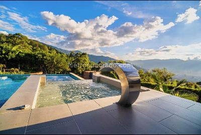 Casa en venta en Loma Del Chocho, Envigado · foto 9 de 20