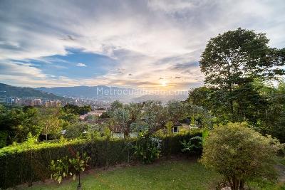 Casa en venta en Loma Del Chocho, Envigado · foto 8 de 20