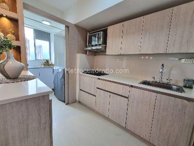 Apartamento de 3 alcobas en venta en Calasanz, Medellín, 84 m² · foto 5 de 20