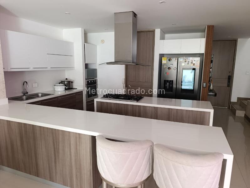 Casa – Pance, La Castellana - Más