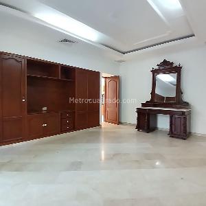 Casa de 5 alcobas en venta en Oeste, Cali, 500 m² · foto 14 de 19