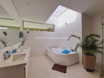 Casa de 4 alcobas en venta en Gualanday, Rionegro, 1320 m² · foto 16 de 20