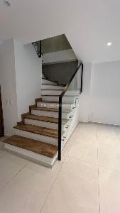 Casa de 4 alcobas en venta en El Porvenir, Rionegro, 235 m² · foto 2 de 4