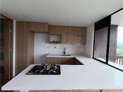 Apartamento de 2 alcobas en venta en San Antonio De Pereira, Rionegro, 65 m² · foto 2 de 18