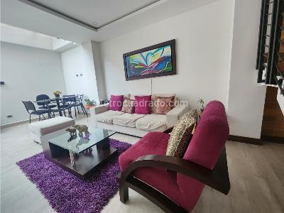 Casa de 3 alcobas en venta en Gualanday, Rionegro, 174 m² · foto 2 de 16