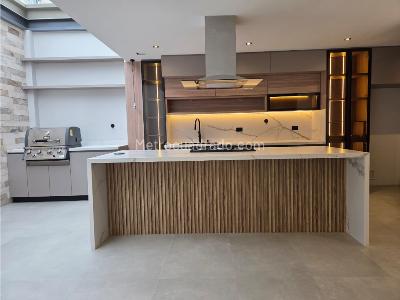 Casa de 3 alcobas en venta en Gualanday, Rionegro, 174 m² · foto 2 de 19