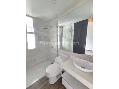 Casa de 4 alcobas en venta en Barro Blanco, Rionegro, 230 m² · foto 13 de 20