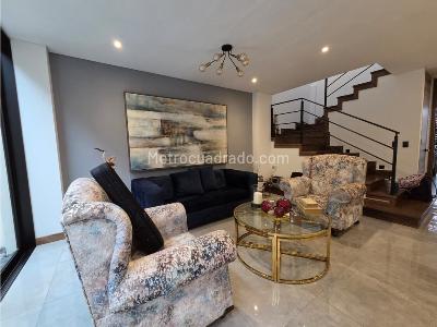 Casa de 3 alcobas en venta en Llano Grande, Rionegro, 176 m² · foto 2 de 18