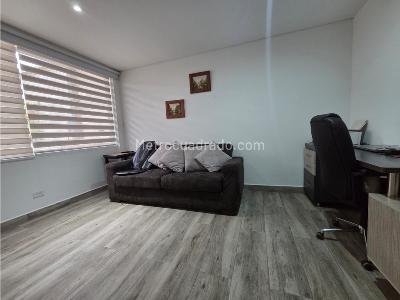 Casa de 4 alcobas en venta en Barro Blanco, Rionegro, 230 m² · foto 12 de 20