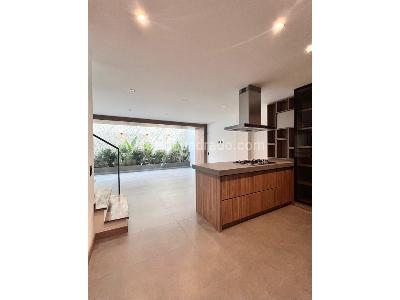 Casa de 4 alcobas en venta en Barro Blanco, Rionegro, 253 m² · foto 3 de 20