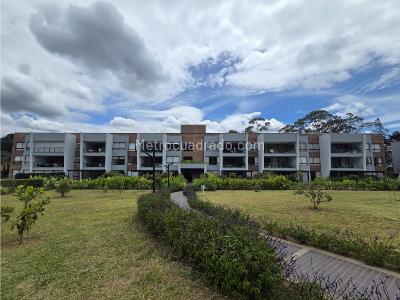Apartamento de 2 alcobas en venta en Sajonia, Rionegro, 200 m² · foto 2 de 20