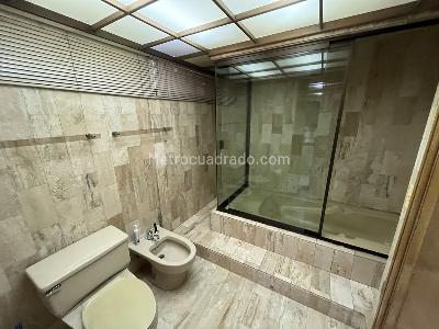 Apartamento en venta en Los Rosales, Bogotá · foto 11 de 20