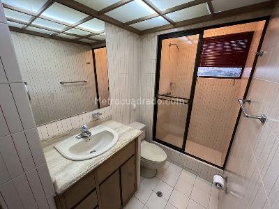Apartamento en venta en Los Rosales, Bogotá · foto 14 de 20