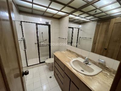 Apartamento en venta en Los Rosales, Bogotá · foto 16 de 20