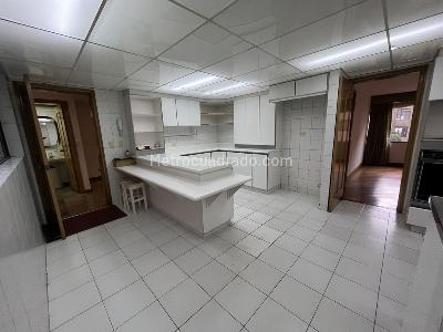 Apartamento en venta en Los Rosales, Bogotá · foto 9 de 20