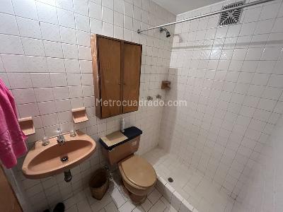 Apartamento en venta en Los Rosales, Bogotá · foto 19 de 20