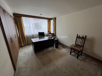 Apartamento de 4 alcobas en arriendo en Chico Navarra, Bogotá, 230 m² · foto 16 de 20