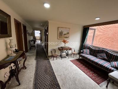 Apartamento de 4 alcobas en arriendo en Chico Navarra, Bogotá, 230 m² · foto 8 de 20