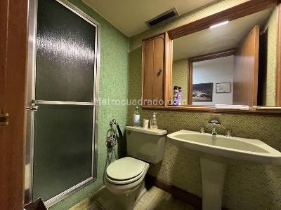 Apartamento de 4 alcobas en arriendo en Chico Navarra, Bogotá, 230 m² · foto 16 de 20