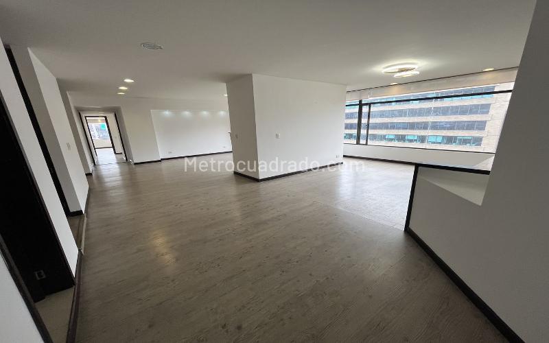 Piso – Bogotá, Localidad Usaquén - Más