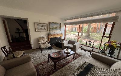 Casa en venta en Santa Barbara Alta, Bogotá · foto 2 de 20