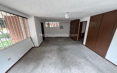 Apartaestudio en venta en El Nogal, Bogotá, 52 m² · foto 9 de 13