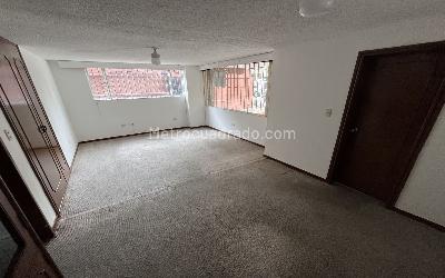 Apartaestudio en venta en El Nogal, Bogotá, 52 m² · foto 3 de 13