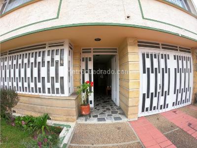 Casa en venta en Alhambra, Bogotá · foto 6 de 20