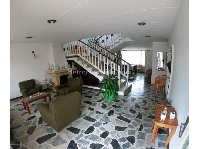 Casa en venta en Alhambra, Bogotá · foto 8 de 20