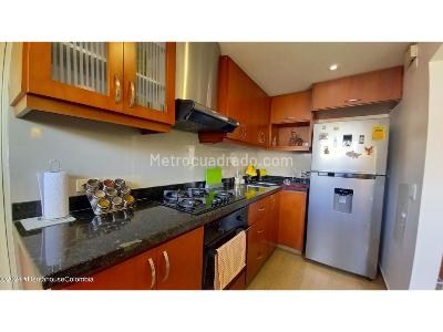 Apartamento en venta en Villas Del Mediterraneo, Bogotá · foto 8 de 20