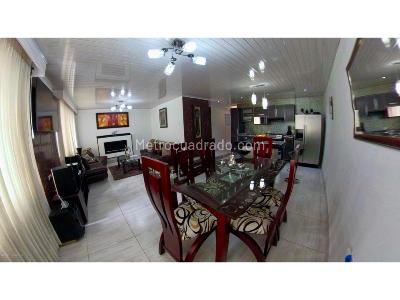 Casa de 5 alcobas en venta en Colon, Bogotá, 400 m² · foto 10 de 20