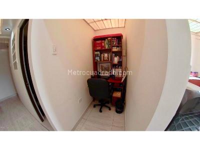 Casa de 5 alcobas en venta en Colon, Bogotá, 400 m² · foto 18 de 20