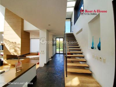Casa de 4 alcobas en venta en Guaymaral San Simon, Bogotá, 500 m² · foto 12 de 20