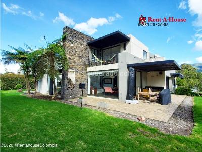 Casa de 4 alcobas en venta en Guaymaral San Simon, Bogotá, 500 m² · foto 19 de 20