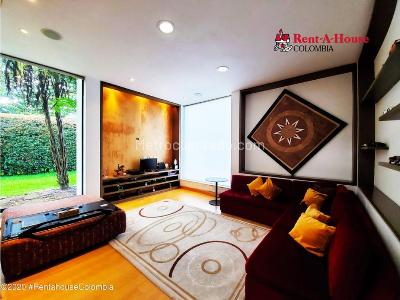 Casa de 4 alcobas en venta en Guaymaral San Simon, Bogotá, 500 m² · foto 3 de 20