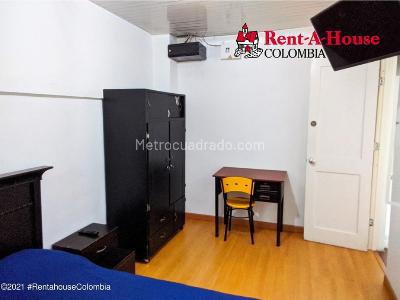 Casa de 5 alcobas en venta en San Luis Teusaquillo, Bogotá, 624 m² · foto 13 de 20