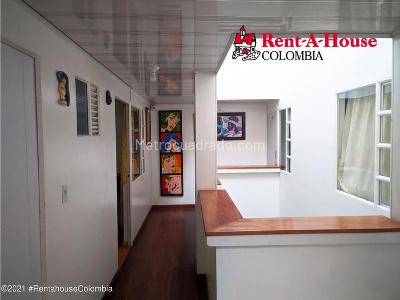 Casa de 5 alcobas en venta en San Luis Teusaquillo, Bogotá, 624 m² · foto 19 de 20