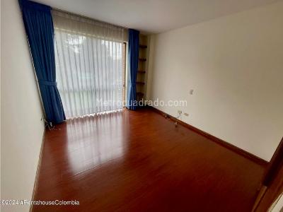 Casa de 3 alcobas en venta en Gratamira, Bogotá, 150 m² · foto 15 de 20