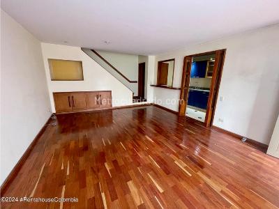Casa de 3 alcobas en venta en Gratamira, Bogotá, 150 m² · foto 6 de 20