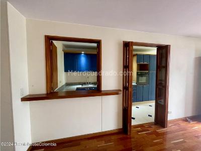 Casa de 3 alcobas en venta en Gratamira, Bogotá, 150 m² · foto 8 de 20