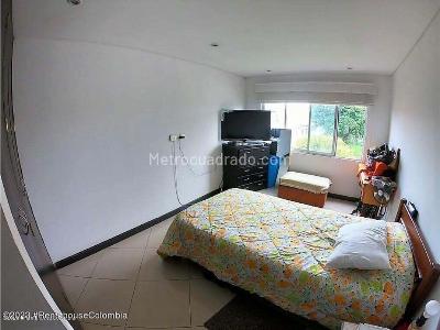Casa de 5 alcobas en venta en Bonanza, Bogotá, 480 m² · foto 6 de 20