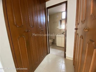 Apartamento en venta en Cedritos, Bogotá · foto 15 de 17