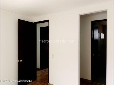 Apartamento en venta en El Batan, Bogotá · foto 9 de 20