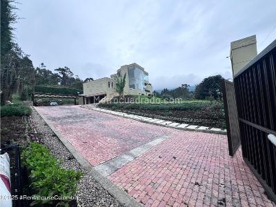 Casa en venta en Vereda El Salitre, La Calera · foto 2 de 20