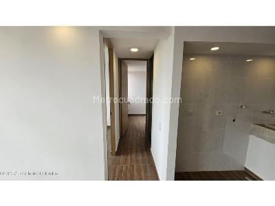 Apartamento en venta en Ricaurte, Bogotá · foto 7 de 12