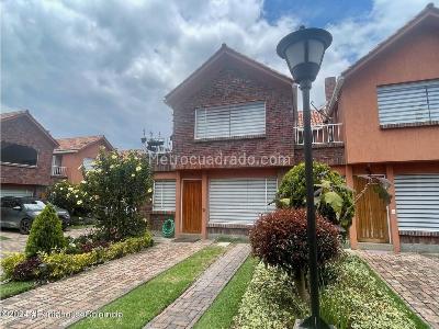 Casa en venta en 20 De Julio, Chía · foto 2 de 16